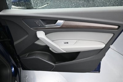 2022 Audi Q5 45 S line Premium quattro