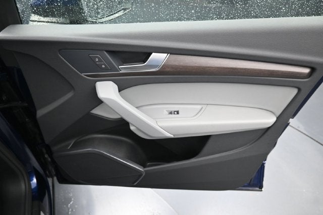 2022 Audi Q5 45 S line Premium quattro