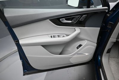 2019 Audi Q7 55 Premium Plus quattro