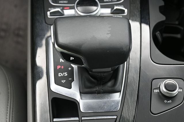 2019 Audi Q7 55 Premium Plus quattro