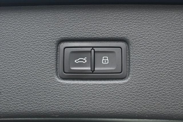 2019 Audi Q7 55 Premium Plus quattro