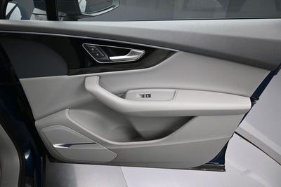 2019 Audi Q7 55 Premium Plus quattro