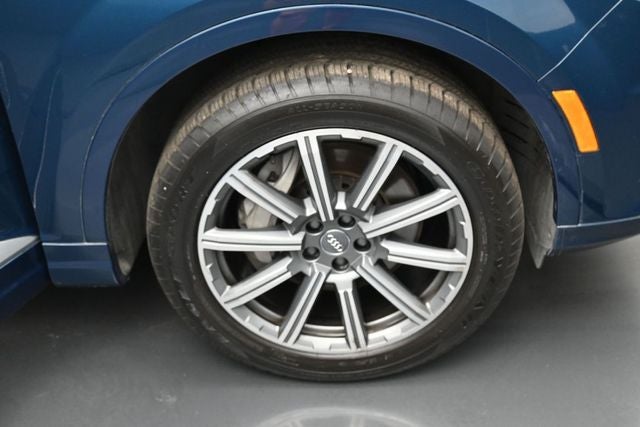 2019 Audi Q7 55 Premium Plus quattro