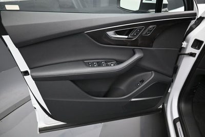 2023 Audi Q7 45 Premium Plus quattro
