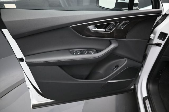2023 Audi Q7 45 Premium Plus quattro