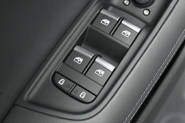 2023 Audi Q7 45 Premium Plus quattro