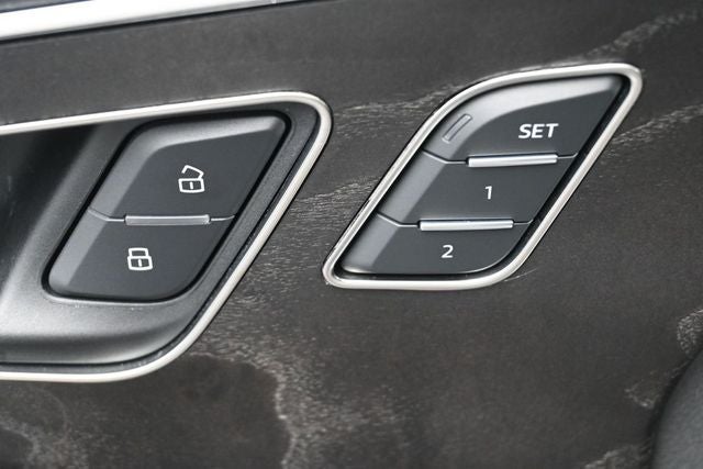 2023 Audi Q7 45 Premium Plus quattro