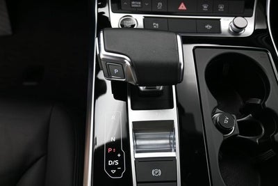 2023 Audi Q7 45 Premium Plus quattro