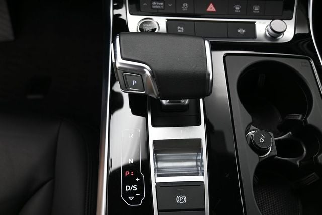 2023 Audi Q7 45 Premium Plus quattro