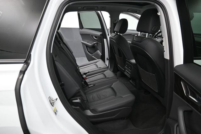 2023 Audi Q7 45 Premium Plus quattro
