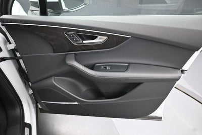2023 Audi Q7 45 Premium Plus quattro