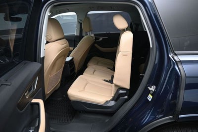 2025 Audi Q7 45 Premium Plus quattro