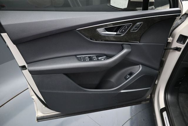 2021 Audi Q7 45 Premium Plus quattro