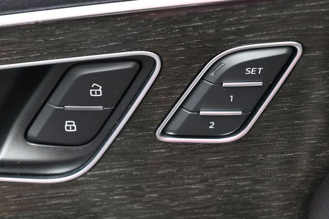 2021 Audi Q7 45 Premium Plus quattro