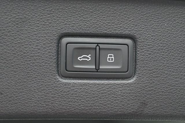 2021 Audi Q7 45 Premium Plus quattro