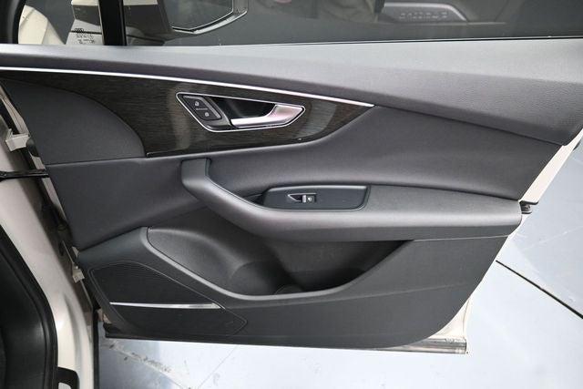 2021 Audi Q7 45 Premium Plus quattro