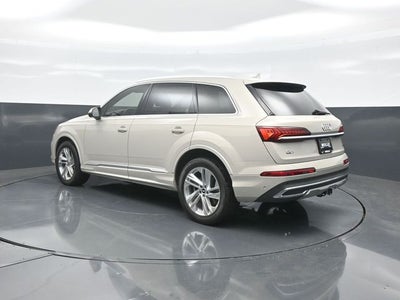2021 Audi Q7 45 Premium Plus quattro