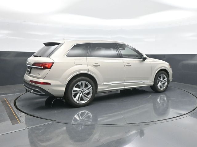 2021 Audi Q7 45 Premium Plus quattro