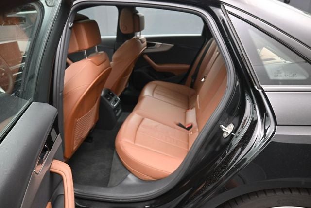2023 Audi A4 45 S line Premium Plus quattro