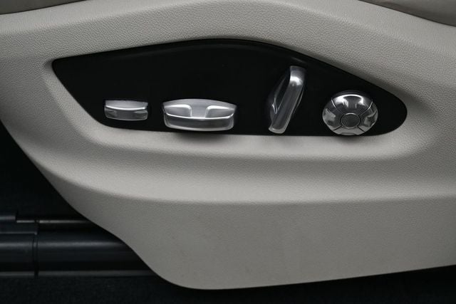 2020 Porsche Cayenne Base