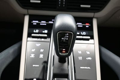 2020 Porsche Cayenne Base