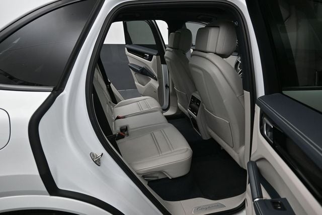 2020 Porsche Cayenne Base