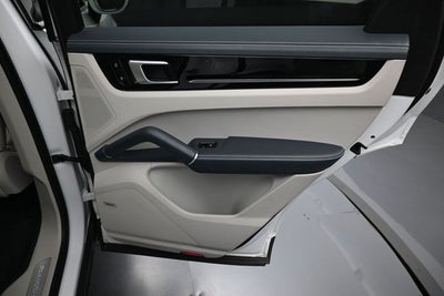 2020 Porsche Cayenne Base