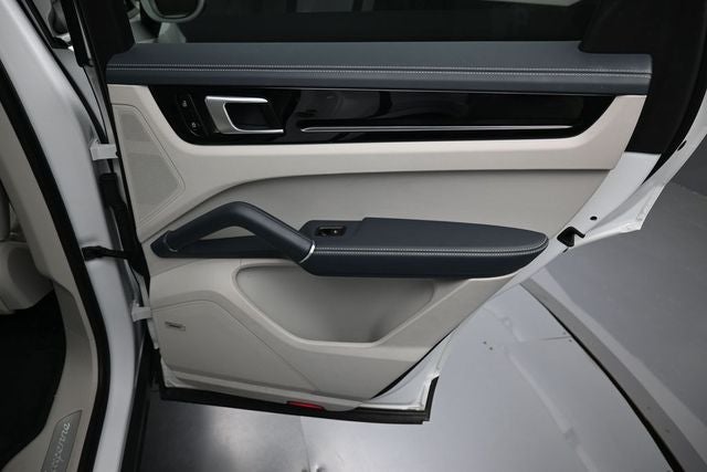 2020 Porsche Cayenne Base