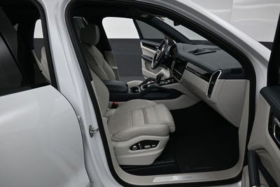 2020 Porsche Cayenne Base