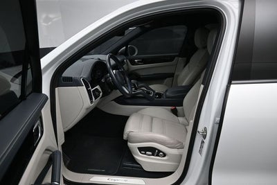 2020 Porsche Cayenne Base