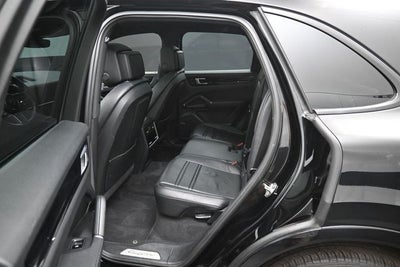 2020 Porsche Cayenne Base