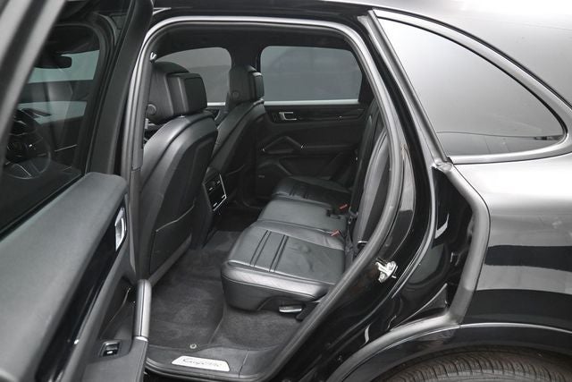 2020 Porsche Cayenne Base