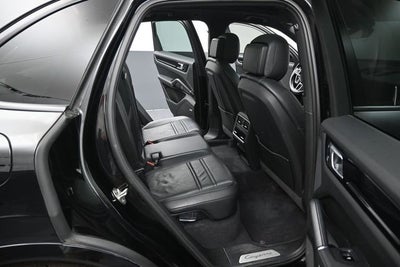 2020 Porsche Cayenne Base