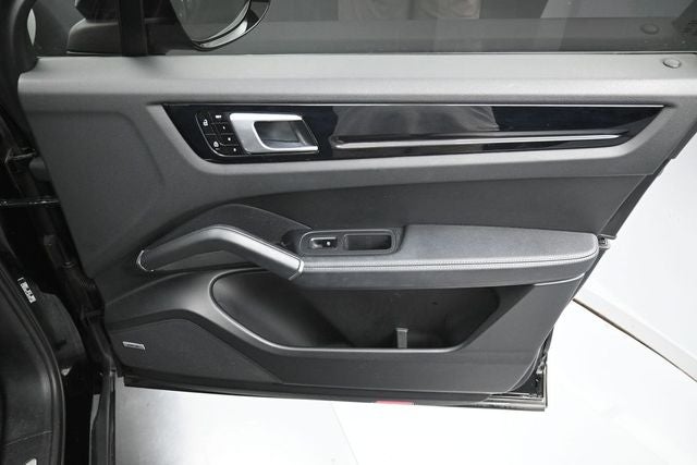 2020 Porsche Cayenne Base