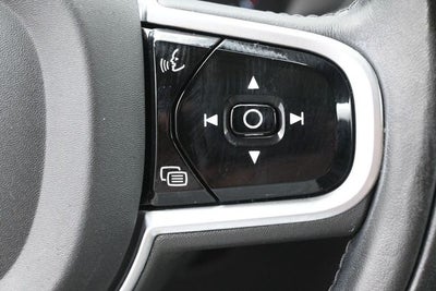 2019 Volvo XC90 T6 Momentum