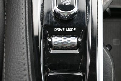 2019 Volvo XC90 T6 Momentum