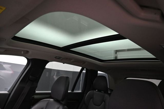 2019 Volvo XC90 T6 Momentum
