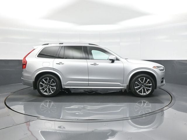 2019 Volvo XC90 T6 Momentum
